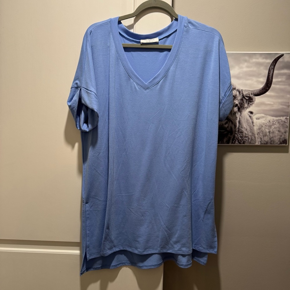 Zenana v neck blouse